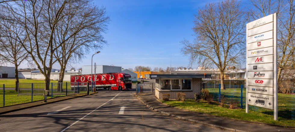 Einfahrt  zum Businesspark Fuld